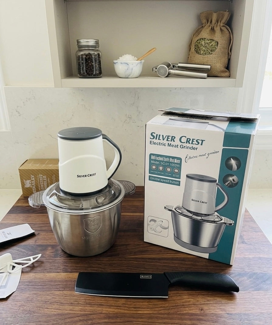 Silver Crest 3L Electric Meat Grinder + Knife gift