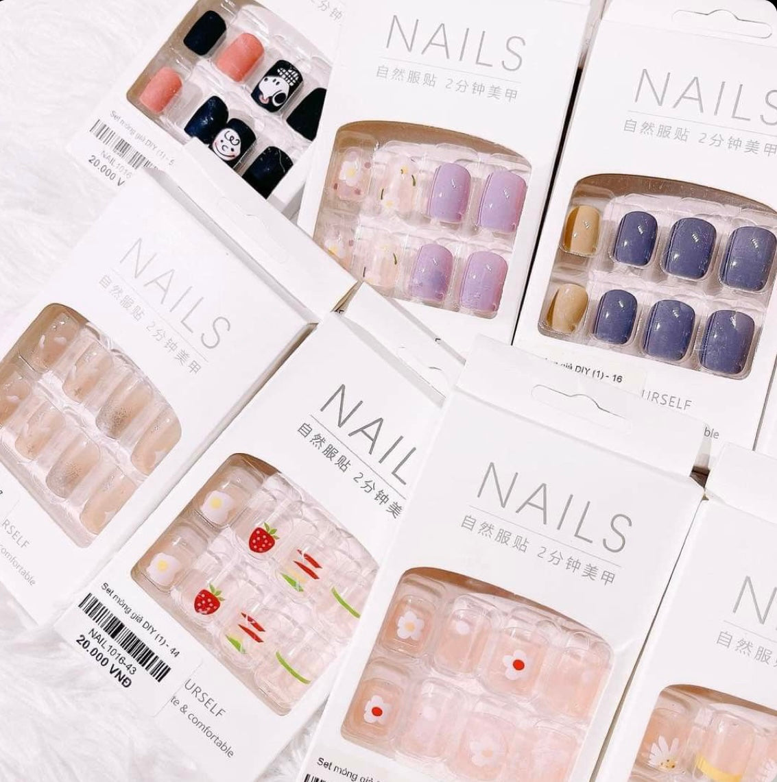 10 Pcs Deal On Nail Set With Free Marvel Makeup Sponge
