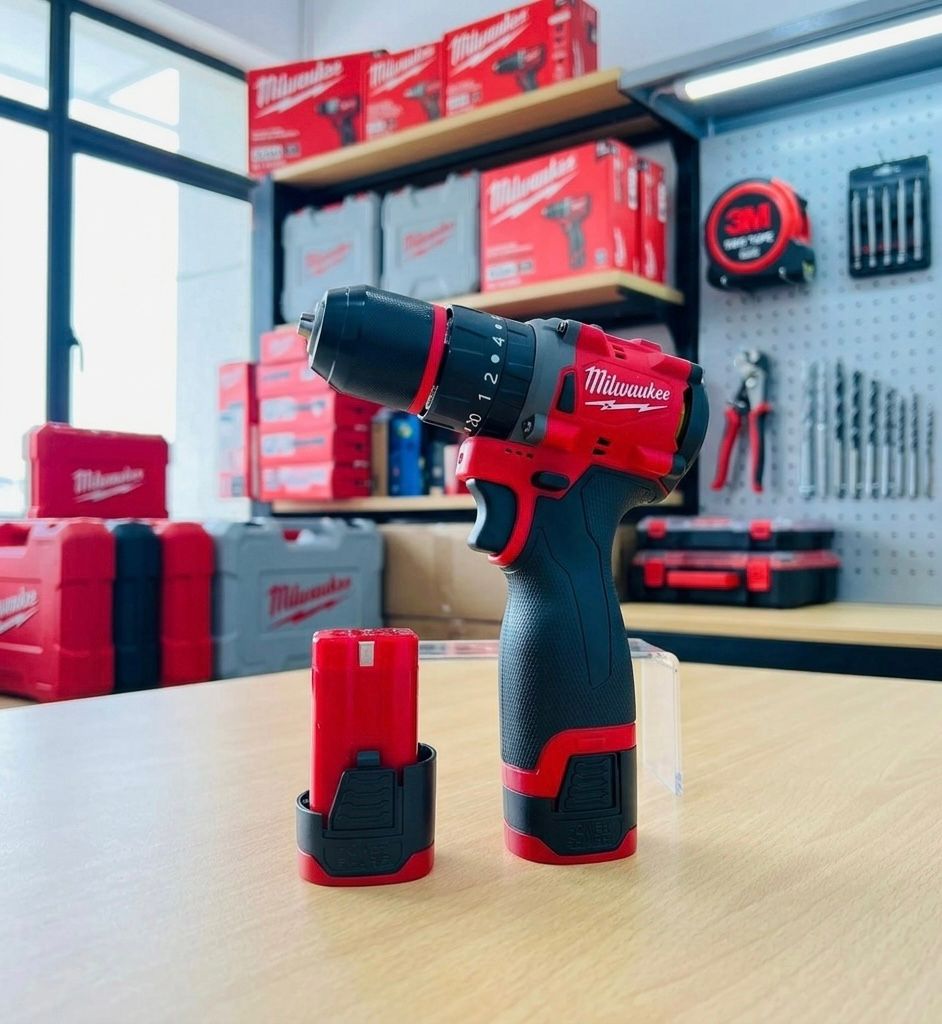 Milwaukee Cordless Drill Machine Set – 2 Batteries, Charger &amp; 32pcs Tool Kit